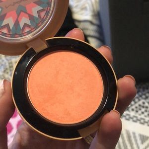 MAC Cosmetics Makeup - Mac blush MAC Cosmetics Makeup - Mac blush